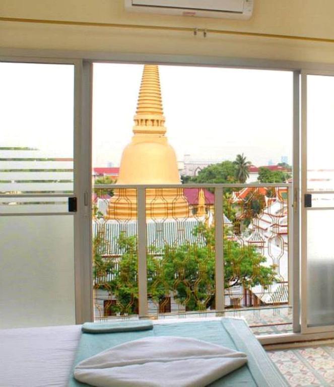 Baan Bovorn Hostel Bangkok Exterior foto